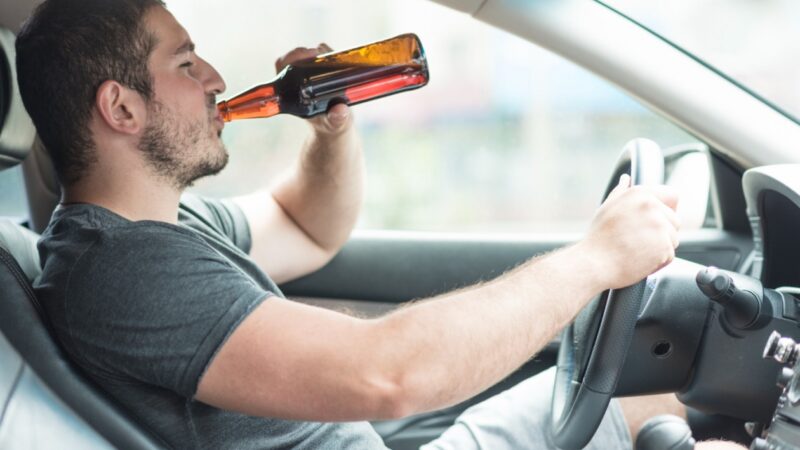 Podwójne zatrzymanie pijanych kierowców w Jastrzębiu – sprawy trafią do sądu