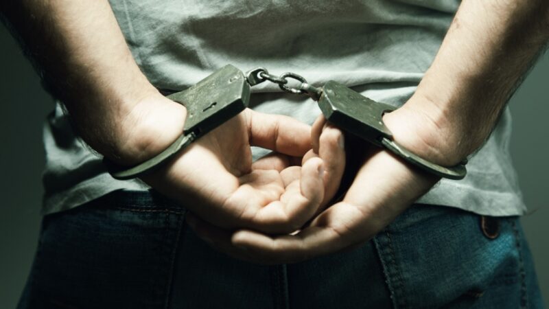 Operacja policyjna w Trójmieście: Trzy osoby zatrzymane za posiadanie narkotyków
