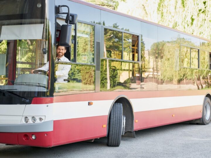 Spółka Międzygminna Komunikacja Autobusowa w Jastrzębiu-Zdroju powiększa swoją flotę o pięć nowych pojazdów