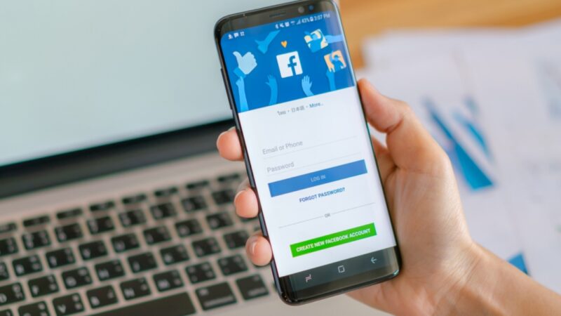 Wojewódzkie Pogotowie Ratunkowe traci kontrolę nad swoim profilem na Facebooku – były pracownik przejmuje konto