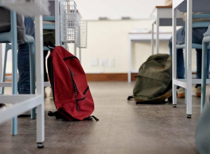 Dzieciństwo bez Przemocy: Policja Edukuje Uczniów w Jastrzębiu
