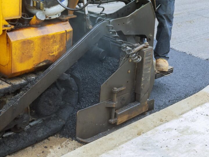 Nowe terminy modernizacji linii E65 – zmiany w organizacji ruchu!