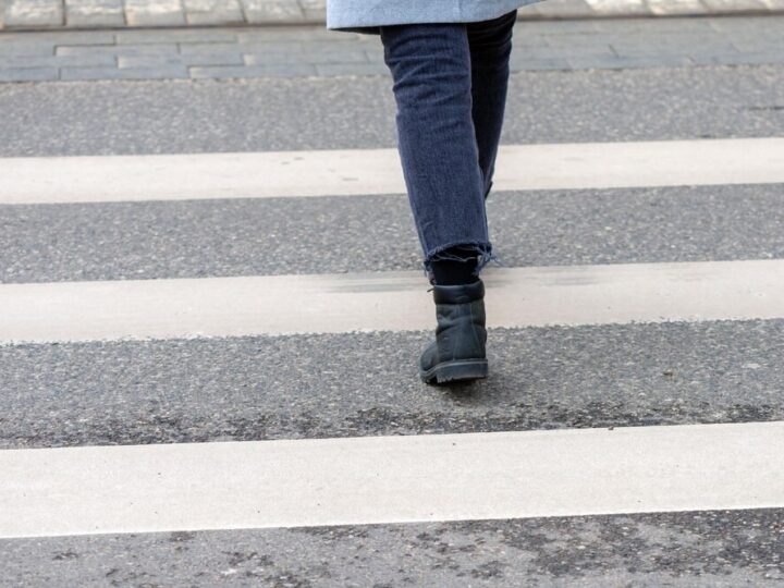 Bezpieczni seniorzy: Policja edukuje w Jastrzębiu-Zdroju