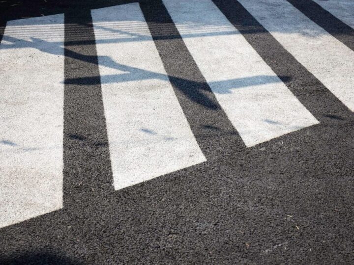 Policja w Żorach łączy czytanie z promocją bezpieczeństwa na Rynku