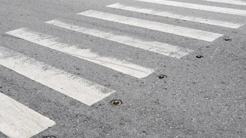 Sekundy, które mogą uratować życie: potrącenie pieszej na przejściu w Jastrzębiu-Zdroju