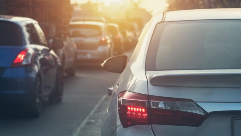 Wypadek ciężarówki blokuje DK81 w Katowicach – utrudnienia w ruchu