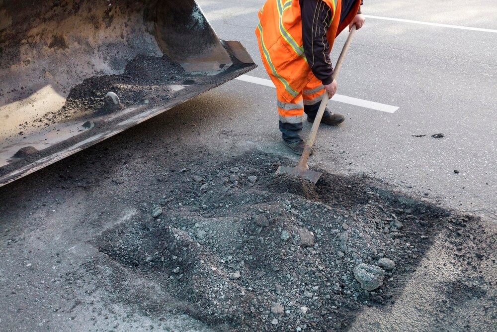 Kierowcy, uwaga! Przebudowa ul. 1 Maja w Mszanie wymaga cierpliwości i przestrzegania zasad ruchu