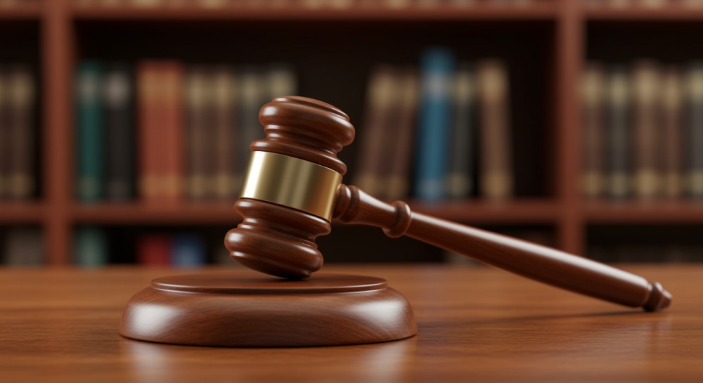 Syn złamał sądowy zakaz zbliżania się do matki, czeka go surowa kara