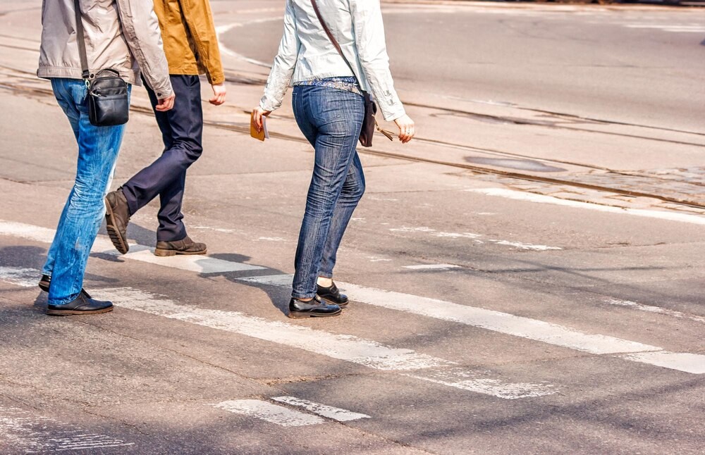 Bądź widoczny po zmroku – klucz do bezpieczeństwa na drodze