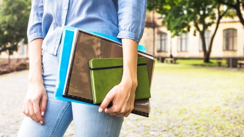 Nowe technologie w szkołach dzięki Krajowemu Planowi Odbudowy