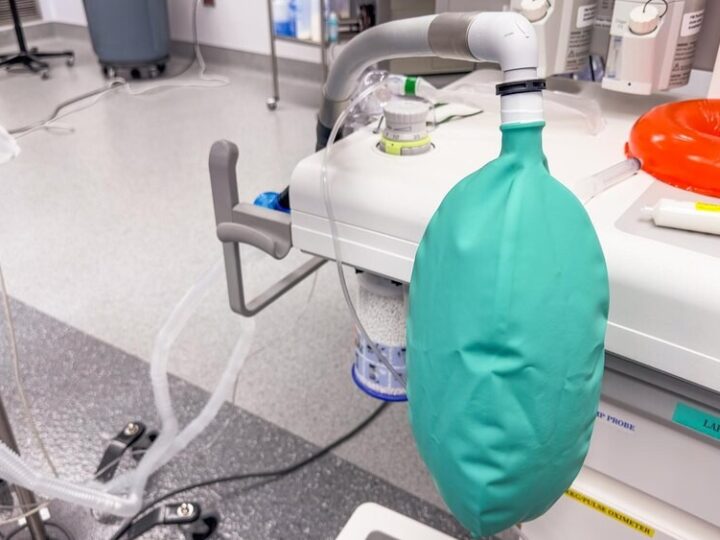 Pijani rodzice w niebezpieczeństwie dla syna