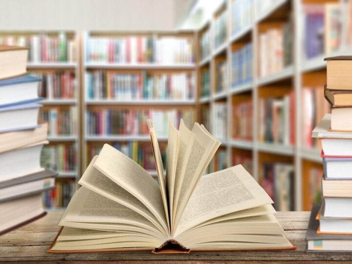 Kreatywne popołudnia w bibliotece: warsztaty literackie i artystyczne dla dzieci