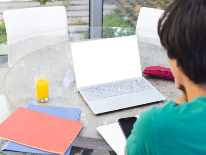 Kreatywne ferie z Plastusiem: tydzień radości i wyobraźni w Jastrzębiu-Zdroju!