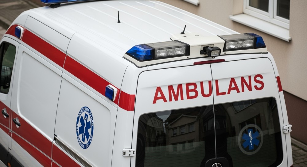 Lodowe niebezpieczeństwo na drogach po nocnych opadach śniegu i deszczu