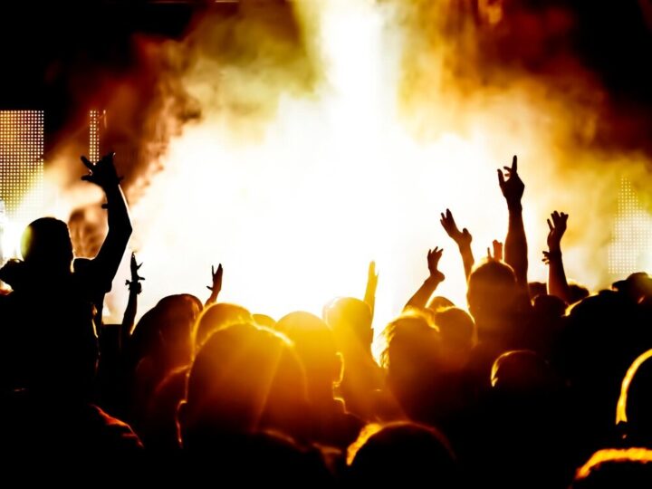 OLD BREAKOUT: Powrót Legendy Blues-Rocka na Scenę