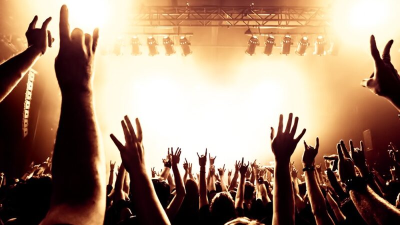 Muzyczna podróż przez złote lata polskiej estrady w Klubie Kaktus