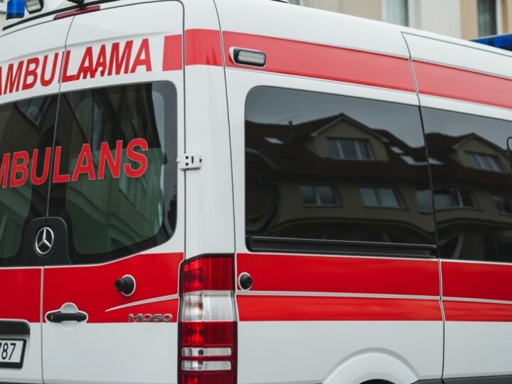 Policja ratuje zagubioną seniorkę z problemami pamięci