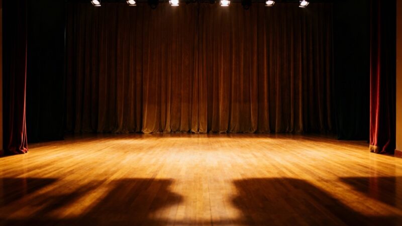 Zanurz się w świat teatru: bezpłatne warsztaty kostiumowe w Jastrzębiu-Zdroju