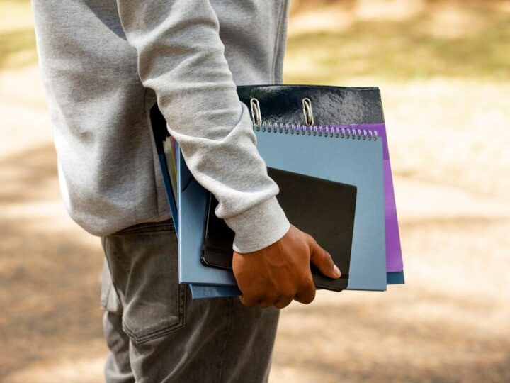 Edukacja o zagrożeniach – spotkanie nauczycieli z policją w SP 14