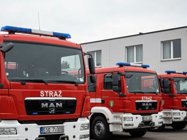 Druhowie OSP w Jastrzębiu-Zdroju doskonalą umiejętności w walce z pożarami wewnętrznymi