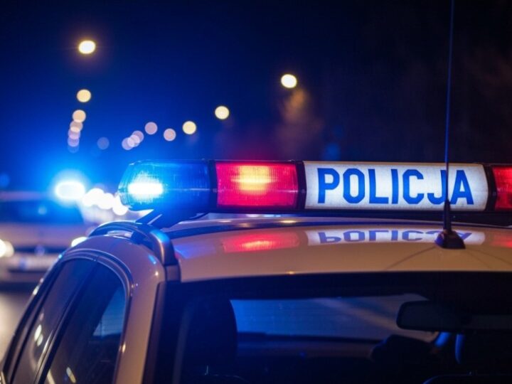 Agresywny 21-latek aresztowany za atak na policjantów w Brennej