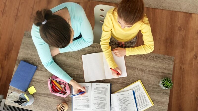 Nowoczesne wyposażenie dla pracowni samochodowej – inwestycja w kształcenie zawodowe w Żorach i Jastrzębiu-Zdroju