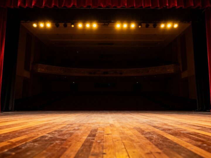 Weneda” w nowej, poruszającej odsłonie – ostatni spektakl Teatru Złota Gęś