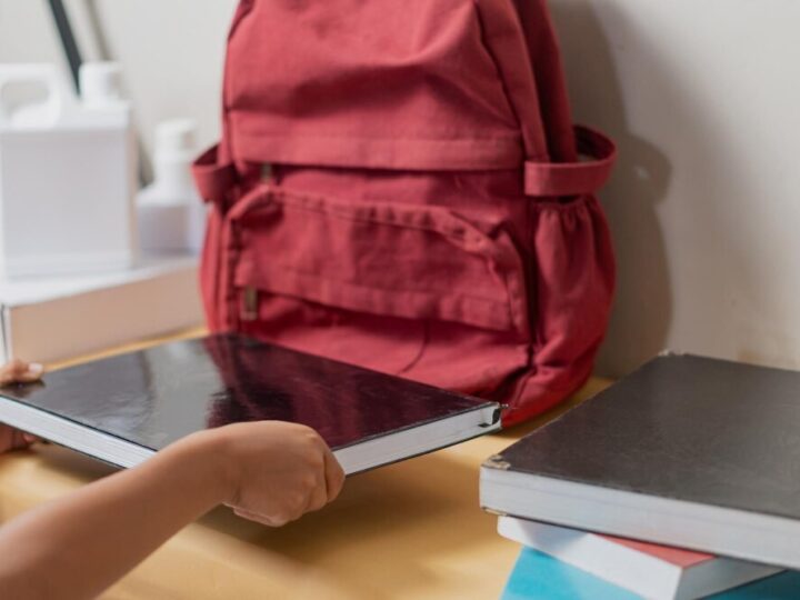 Przygody Baltazara Gąbki: Wakacje pełne twórczości w bibliotece!