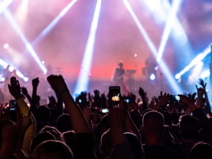 Orkiestra Policji zagrała na katowickim rynku podczas Festiwalu Ratowania Życia