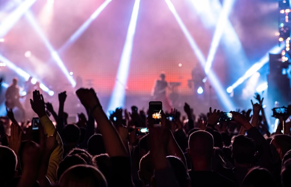 Orkiestra Policji zagrała na katowickim rynku podczas Festiwalu Ratowania Życia