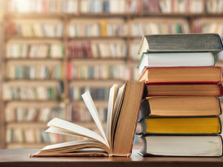 Odkryj książkowe skarby w bibliotece tej soboty!