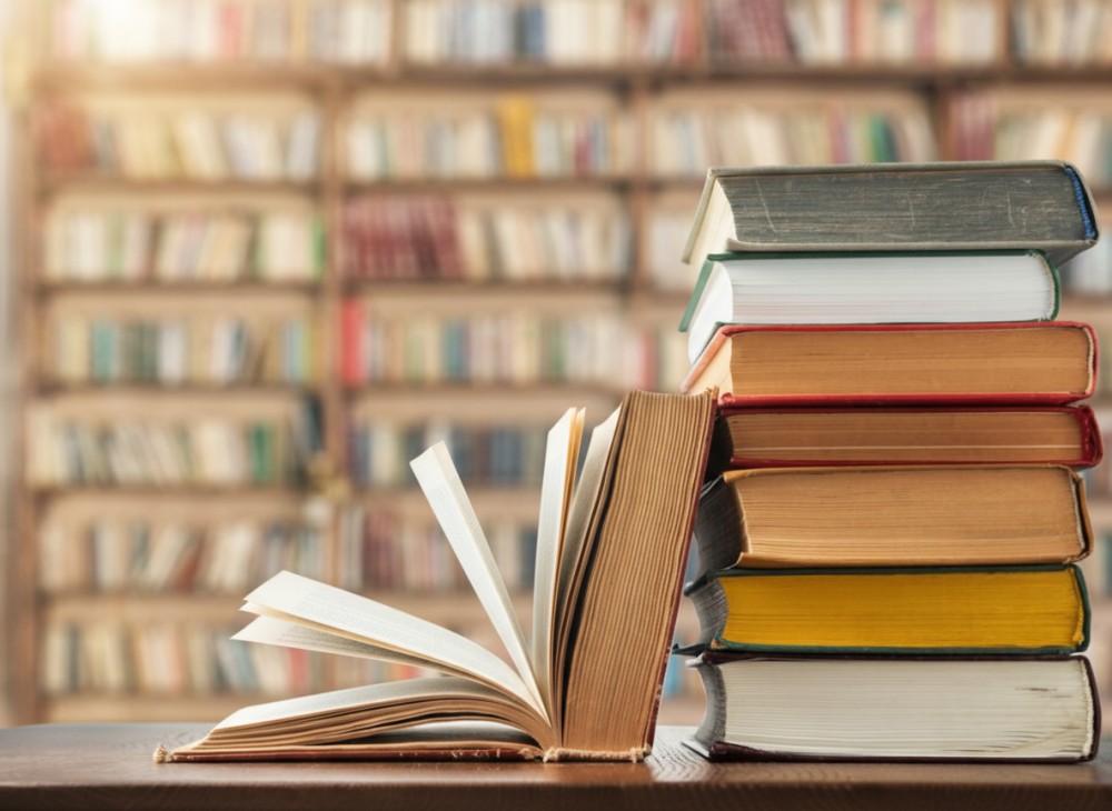 Odkryj książkowe skarby w bibliotece tej soboty!