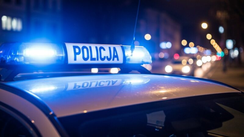 Kierowca Mercedesa z zakazem prowadzenia próbował przekupić policjantów w Zabrzu