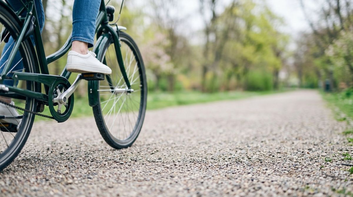 Nowe chodniki i ścieżki rowerowe na Al. Piechoczka